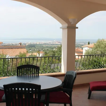 De Casa Con Piscina Y Vistas, Max.6 Personas, - Es-366-5 Holiday home Roses